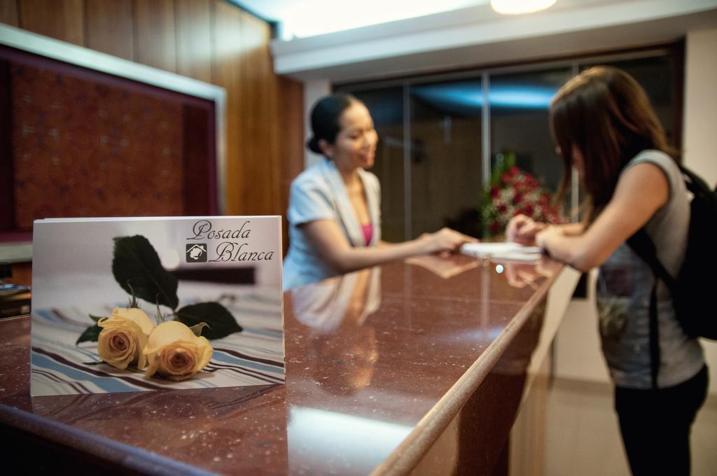 Posada Blanca Hotel Boutique ปิวรา ภายนอก รูปภาพ
